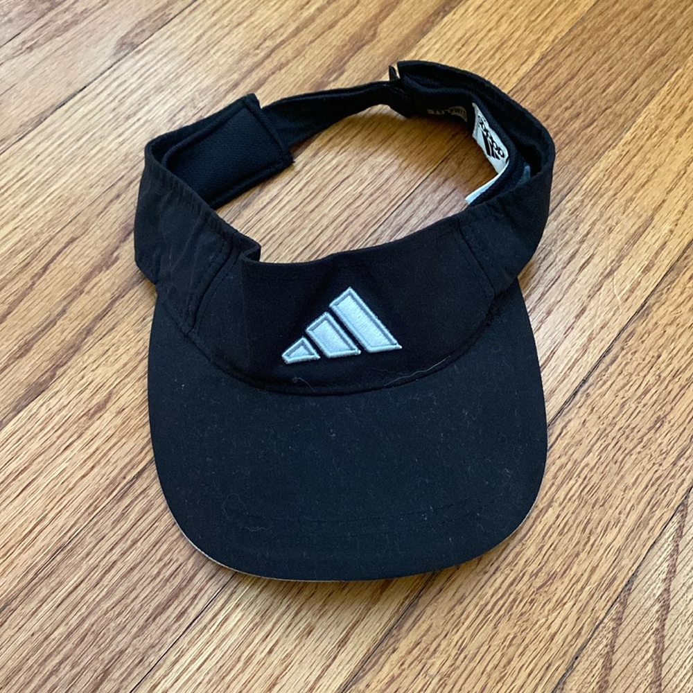 Adidas Women's Visor; color- black/white; size- OS; GUC